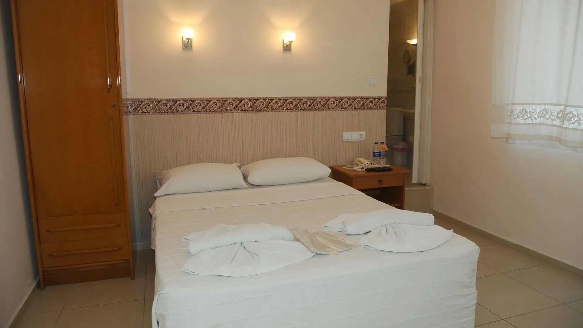 Hotel Dorukhan Kusadasi 2*,  Turquía